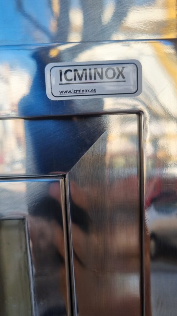 Puerta de acero inoxidable y vidrio para edificio comunitario ICMINOX